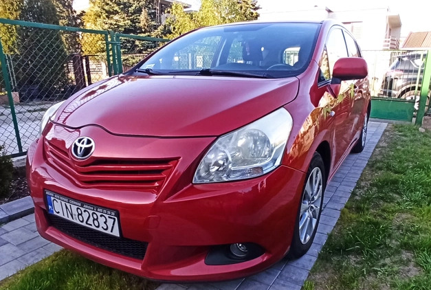 Toyota Verso cena 30500 przebieg: 269151, rok produkcji 2012 z Dolsk małe 121